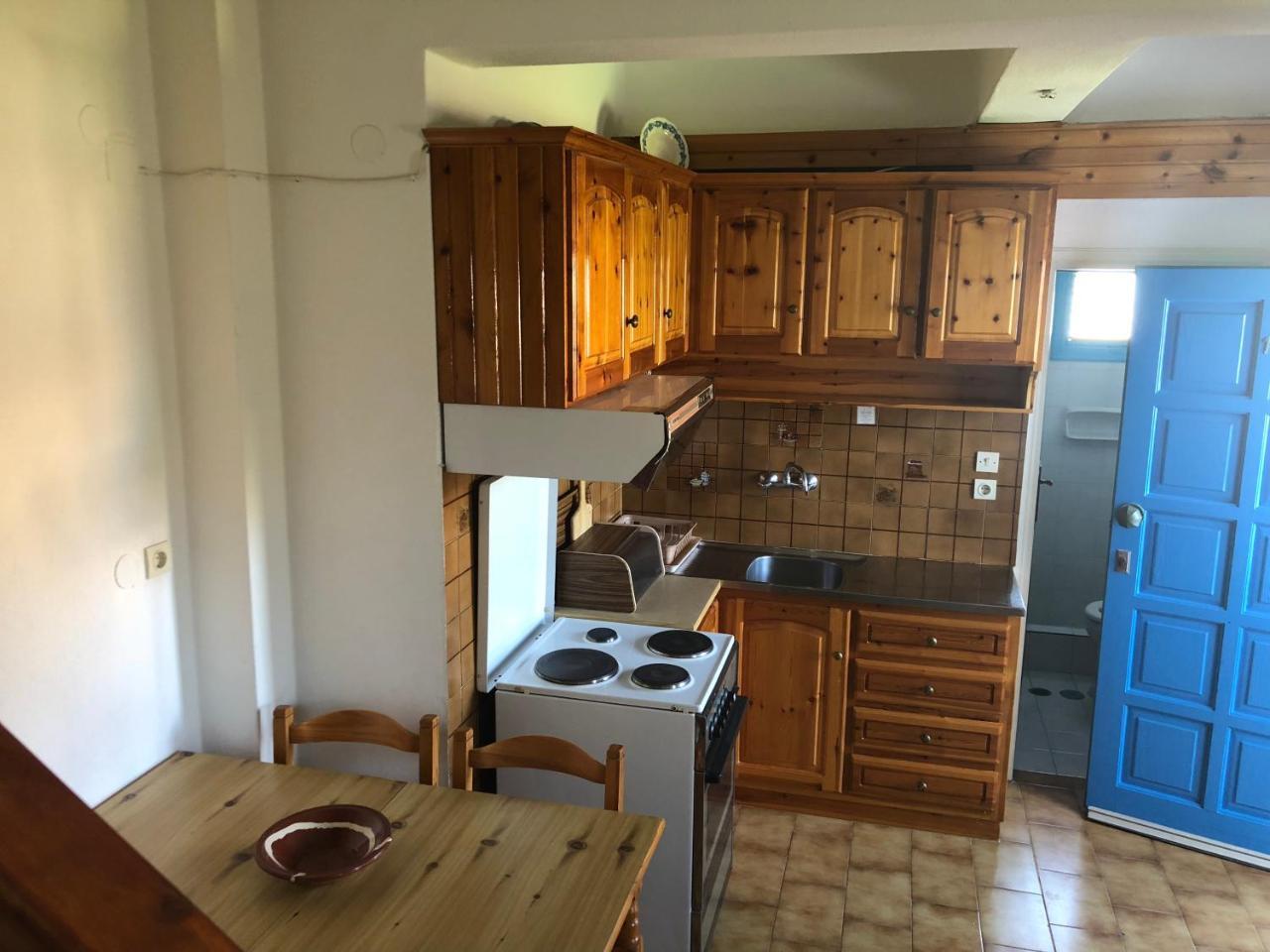 Stavros Apartments Істрон Екстер'єр фото